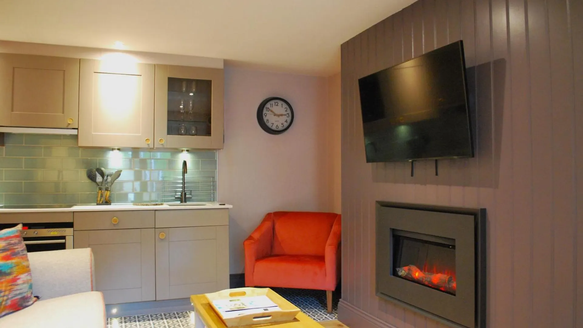 The Lawrance Luxury Aparthotel - Harrogate