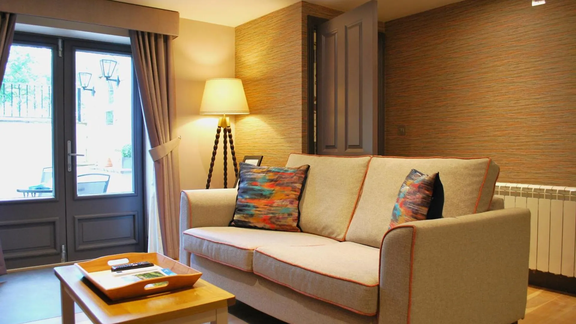 The Lawrance Luxury Aparthotel - Harrogate 4*,  United Kingdom